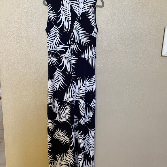 Jessica Howard Petite Twist-Front Maxi Dress, size 14P - Picture 8 of 9